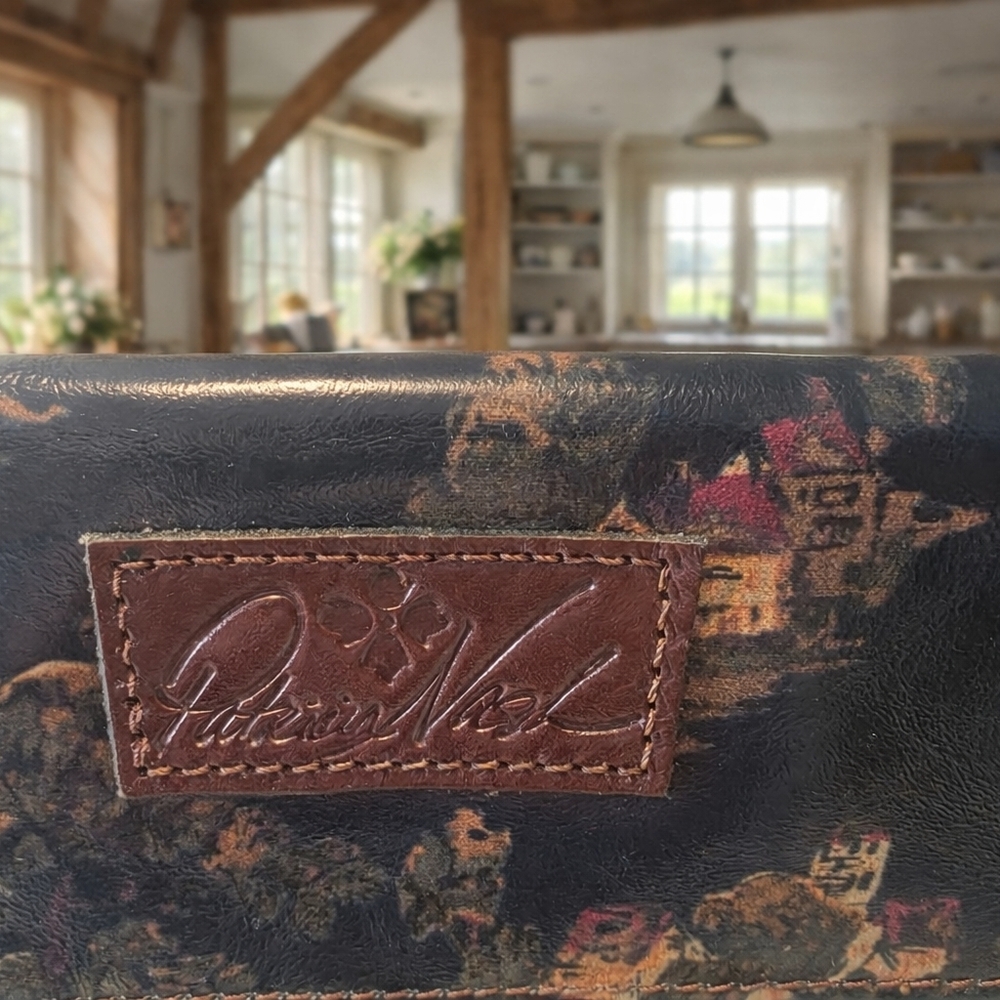NWT Patricia Nash VALERIE fold-over Wristlet Clutch In Kent Countryside Pattern - Picture 2 of 6